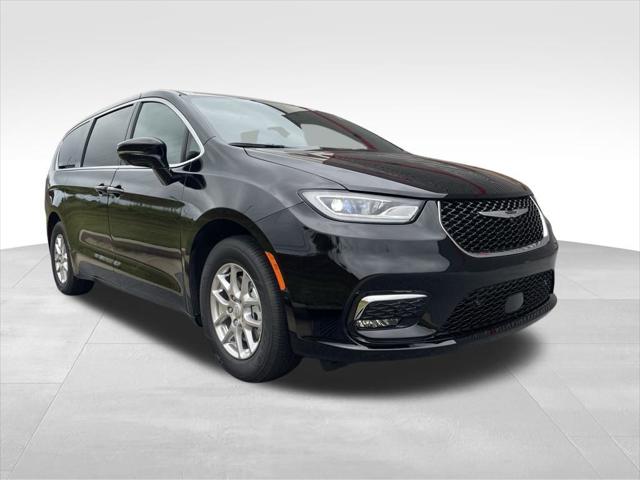 2025 Chrysler Pacifica PACIFICA SELECT