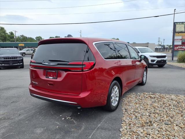 2025 Chrysler Pacifica PACIFICA SELECT