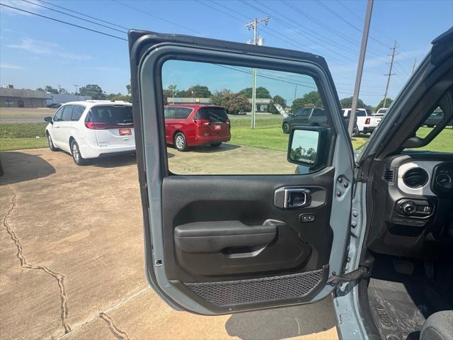 2025 Jeep Wrangler 4-Door Sport 4x4
