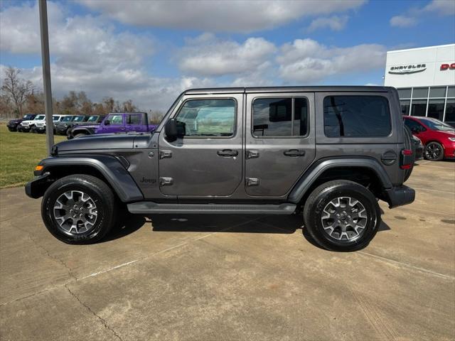 2025 Jeep Wrangler 4-Door Sahara 4x4