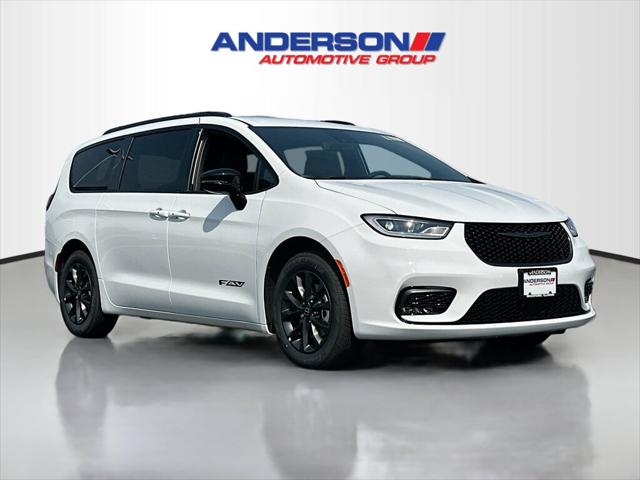 2025 Chrysler Pacifica PACIFICA SELECT