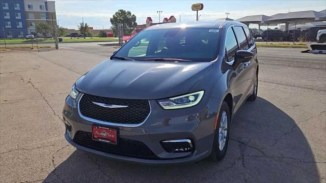 2025 Chrysler Pacifica PACIFICA SELECT