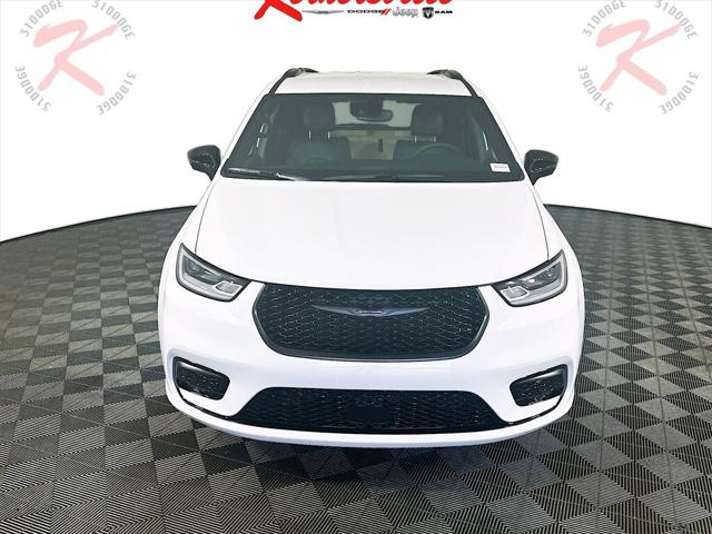 2025 Chrysler Pacifica PACIFICA SELECT