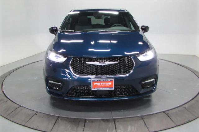 2025 Chrysler Pacifica PACIFICA SELECT