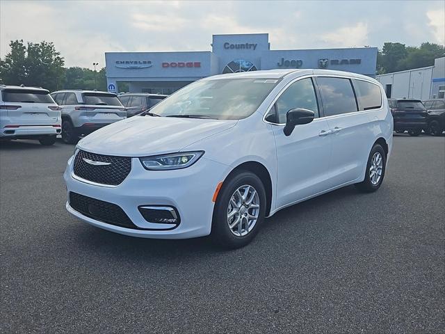 2025 Chrysler Pacifica PACIFICA SELECT