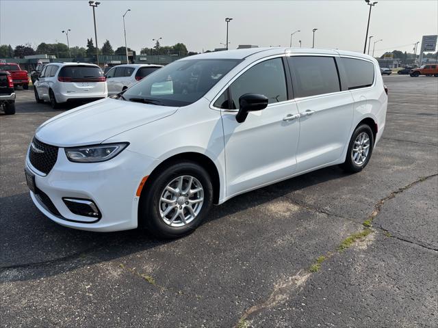 2025 Chrysler Pacifica PACIFICA SELECT