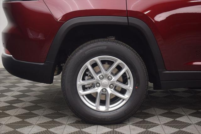 2025 Jeep Grand Cherokee GRAND CHEROKEE LAREDO X 4X4 2025 Jeep Grand Cherokee GRAND CHEROKEE LAREDO X 4X4