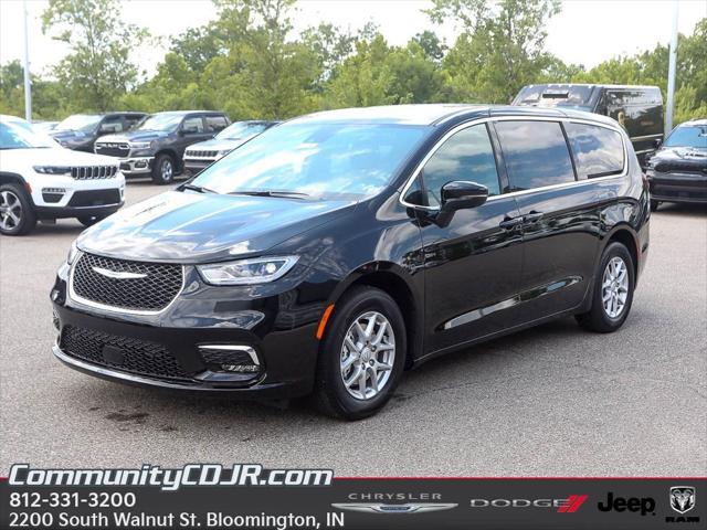 2025 Chrysler Pacifica PACIFICA SELECT