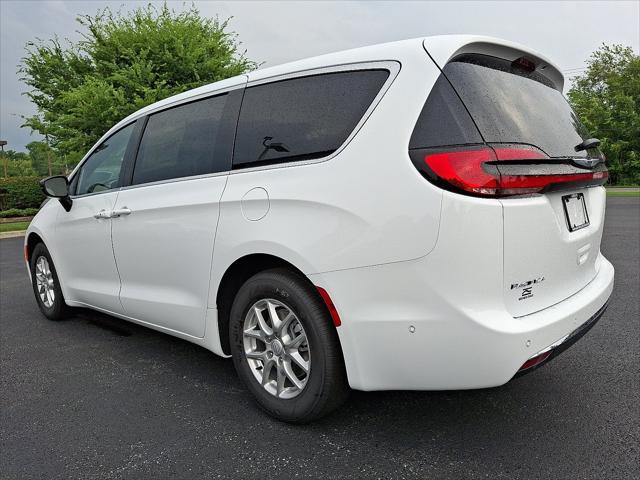 2025 Chrysler Pacifica PACIFICA SELECT