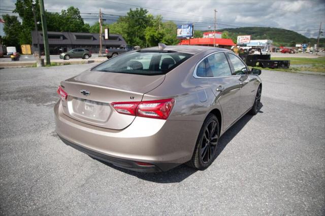 2022 Chevrolet Malibu FWD LT