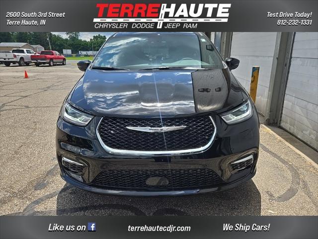 2025 Chrysler Pacifica PACIFICA SELECT
