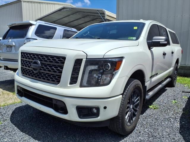 2019 Nissan TITAN SL