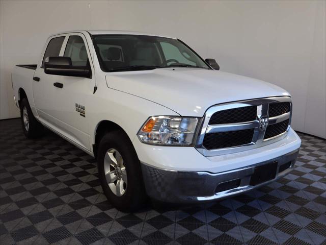 2022 Ram 1500 Classic SLT Crew Cab 4x2 5'7" Box
