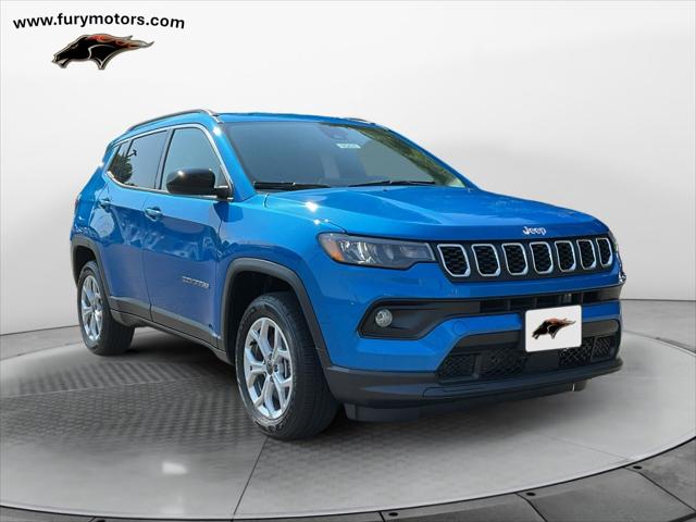 2025 Jeep Compass COMPASS LATITUDE 4X4