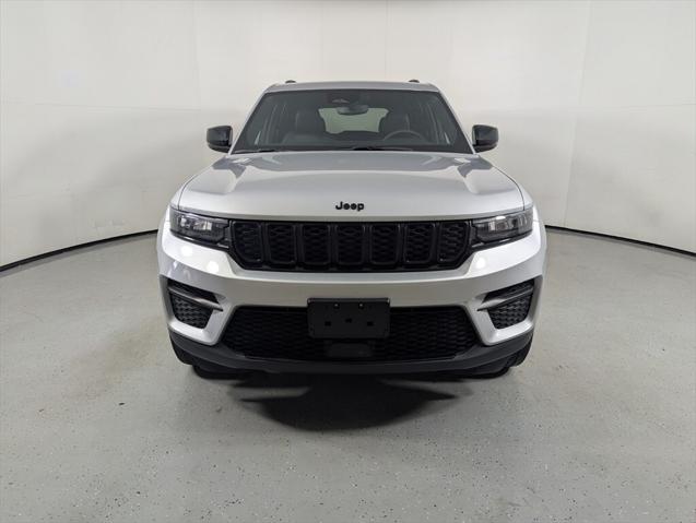2023 Jeep Grand Cherokee Altitude 4x4