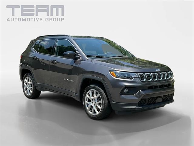 2023 Jeep Compass Latitude Lux FWD
