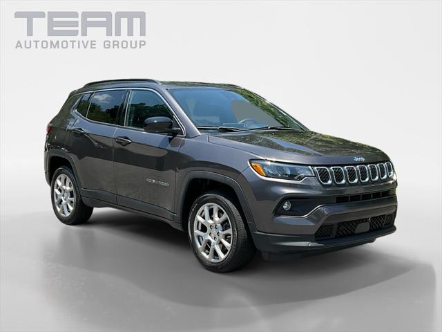 2023 Jeep Compass Latitude Lux FWD