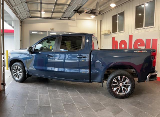2022 Chevrolet Silverado 1500 4WD Crew Cab Short Bed LT with 2FL