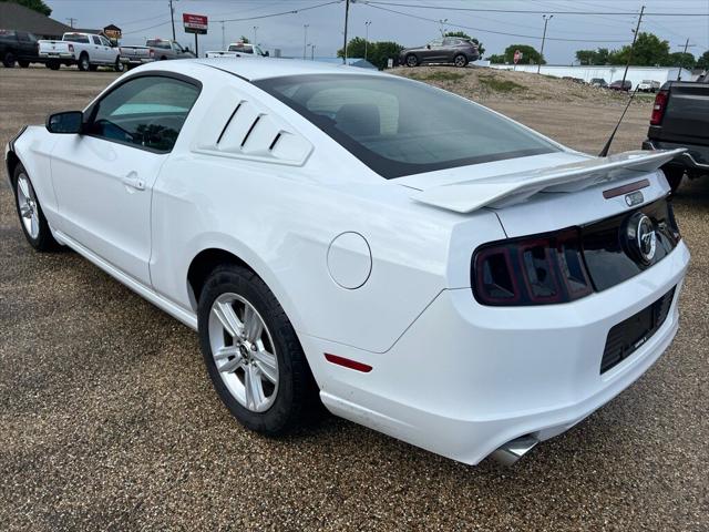 2014 Ford Mustang V6