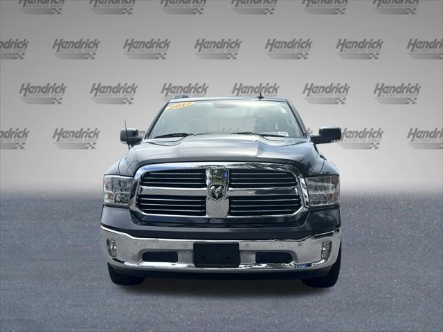 2017 RAM 1500 Big Horn Crew Cab 4x4 57 Box