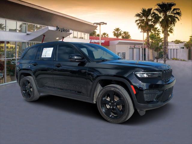 2023 Jeep Grand Cherokee Altitude 4x4