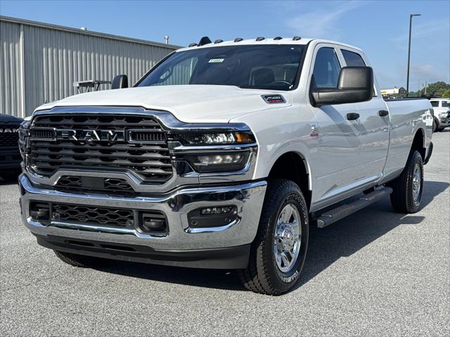 2025 RAM Ram 2500 RAM 2500 TRADESMAN CREW CAB 4X4 8 BOX