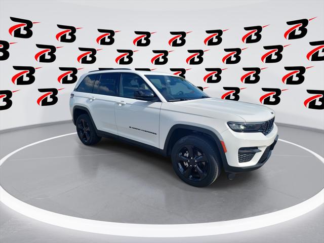 2023 Jeep Grand Cherokee Altitude 4x4