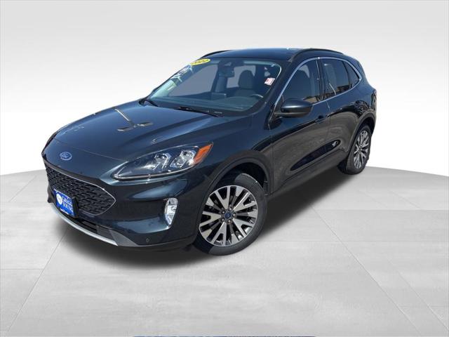2022 Ford Escape Titanium Hybrid