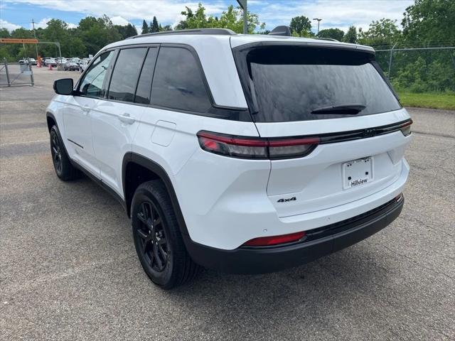 2025 Jeep Grand Cherokee GRAND CHEROKEE ALTITUDE 4X4 2025 Jeep Grand Cherokee GRAND CHEROKEE ALTITUDE 4X4