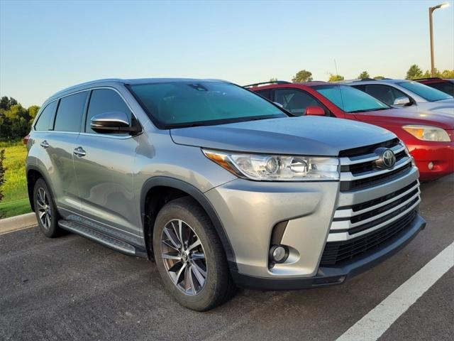 2017 Toyota Highlander Base