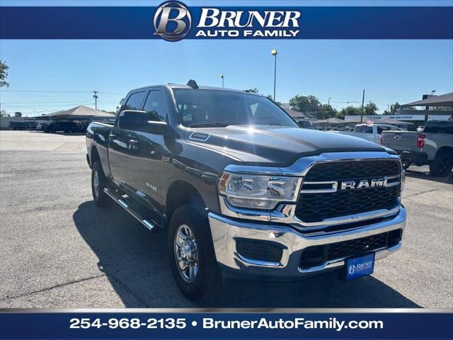 2020 RAM 2500 Tradesman Crew Cab 4X4 64 Box