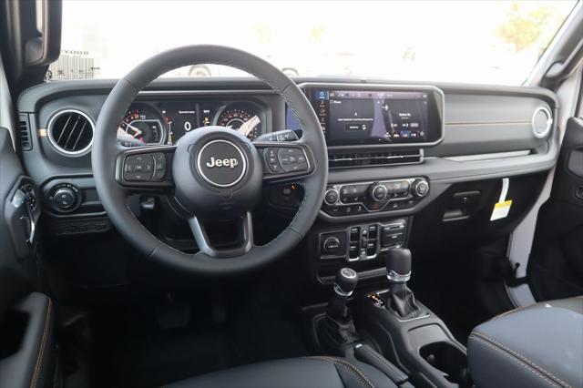 2025 Jeep Gladiator GLADIATOR HIGH TIDE 4X4