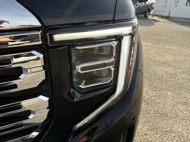 2023 GMC Sierra 1500 4WD Crew Cab Short Box Denali