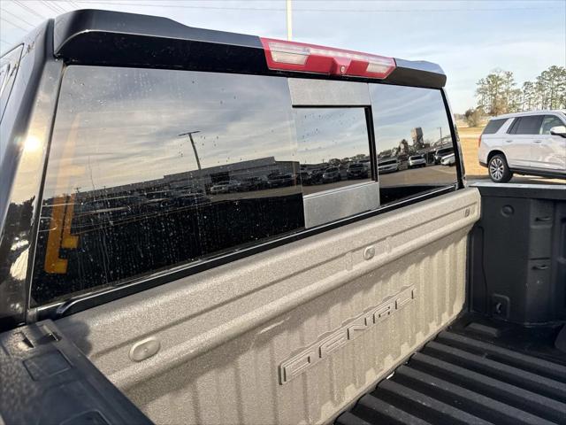2023 GMC Sierra 1500 4WD Crew Cab Short Box Denali