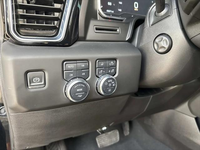 2023 GMC Sierra 1500 4WD Crew Cab Short Box Denali