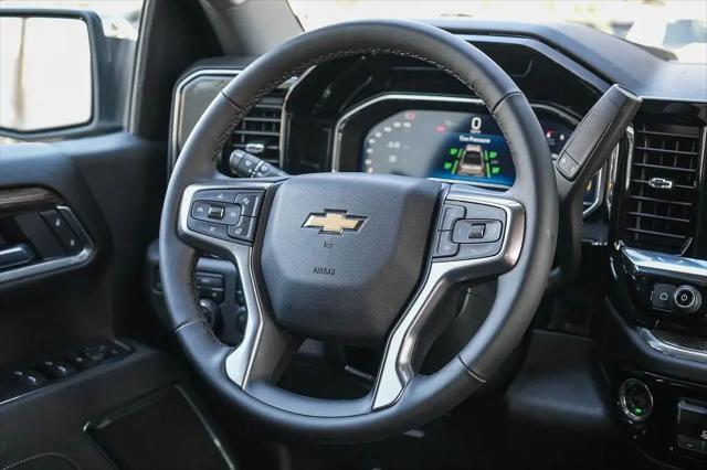 2025 Chevrolet Silverado 1500 4WD Crew Cab Short Bed LT with 2FL