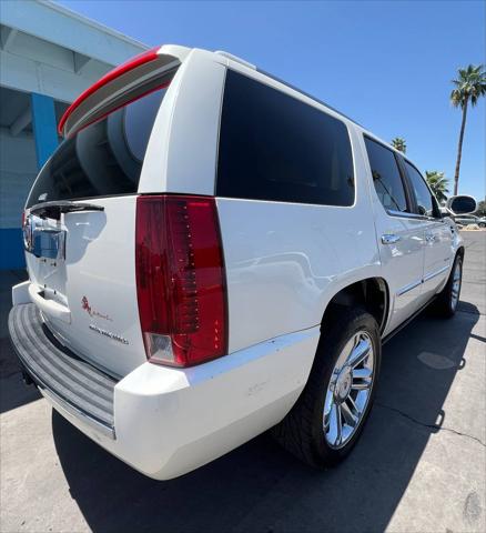 2012 Cadillac Escalade Platinum Edition