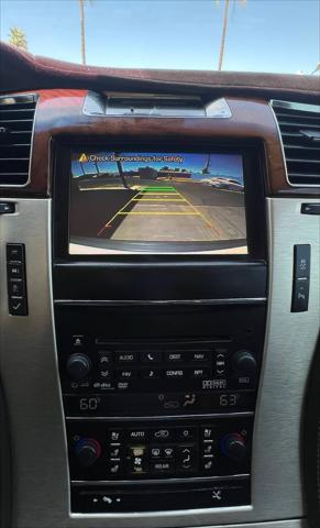 2012 Cadillac Escalade Platinum Edition