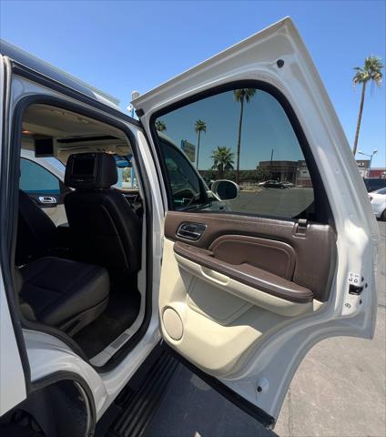 2012 Cadillac Escalade Platinum Edition