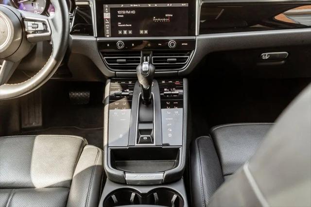 2023 Porsche Macan T