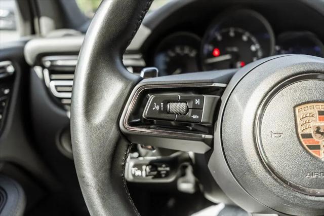 2023 Porsche Macan T