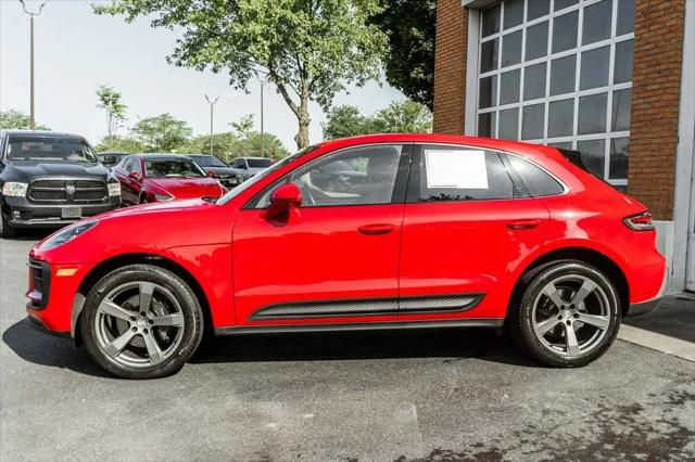 2023 Porsche Macan T