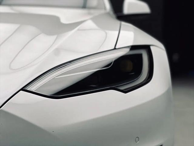 2022 Tesla Model S Plaid Tri Motor All-Wheel Drive