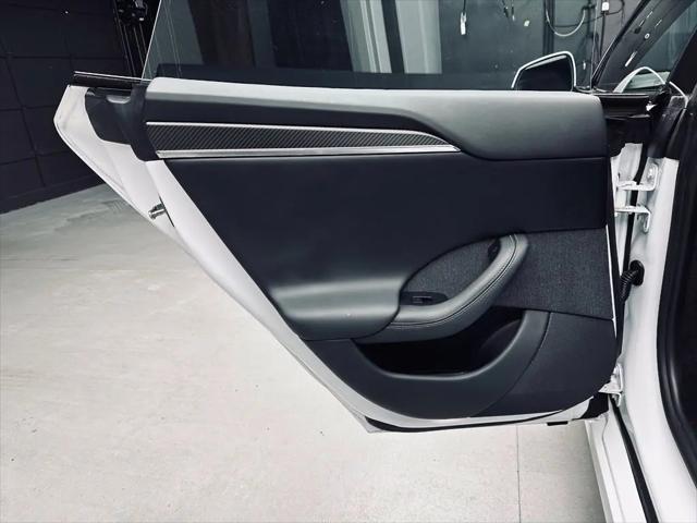 2022 Tesla Model S Plaid Tri Motor All-Wheel Drive