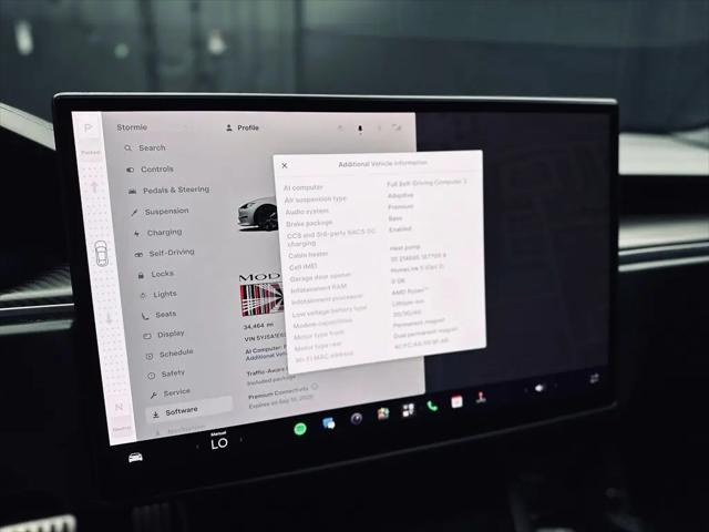 2022 Tesla Model S Plaid Tri Motor All-Wheel Drive