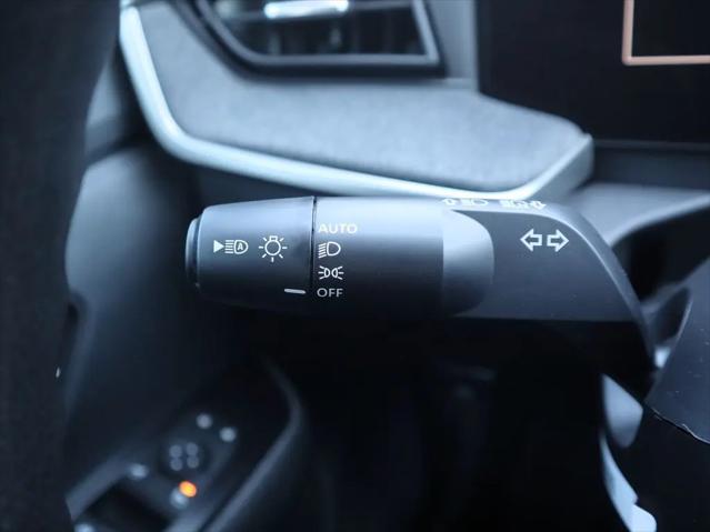 2025 Nissan Kicks SV Intelligent AWD