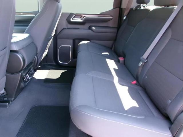 2023 Chevrolet Silverado 1500 4WD Crew Cab Standard Bed LT