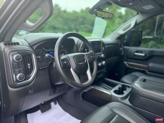2020 GMC Sierra 2500HD 4WD Crew Cab Standard Bed Denali