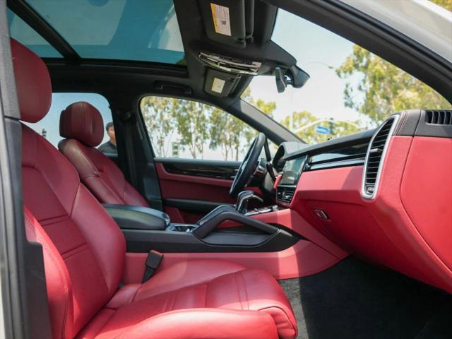 2019 Porsche Cayenne Base