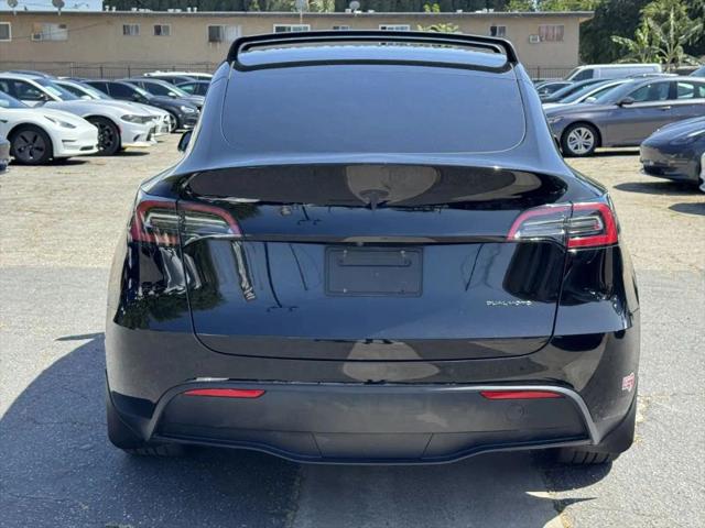 2022 Tesla Model Y Long Range Dual Motor All-Wheel Drive